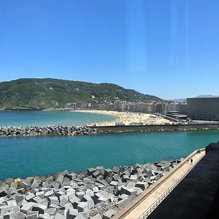 Titanic Apartment San Sebastian