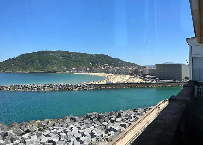 Titanic Apartament San Sebastián